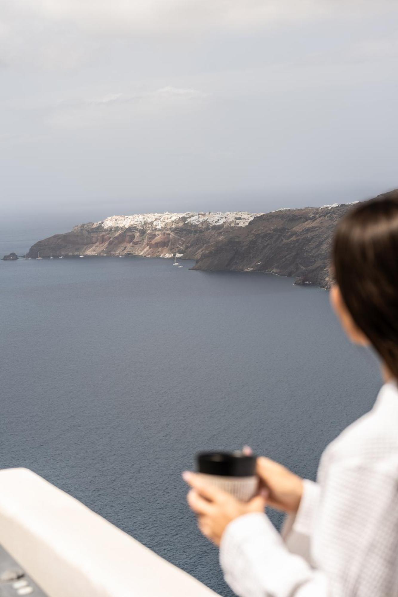 Rocabella Santorini & 4*