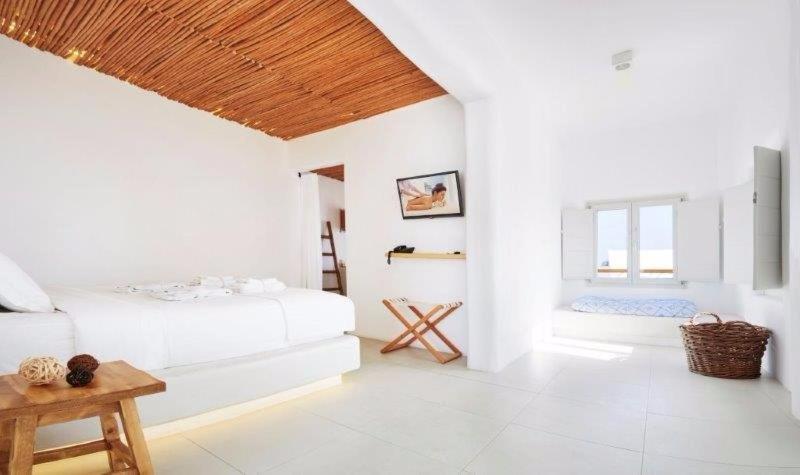 Hotel Rocabella Santorini &