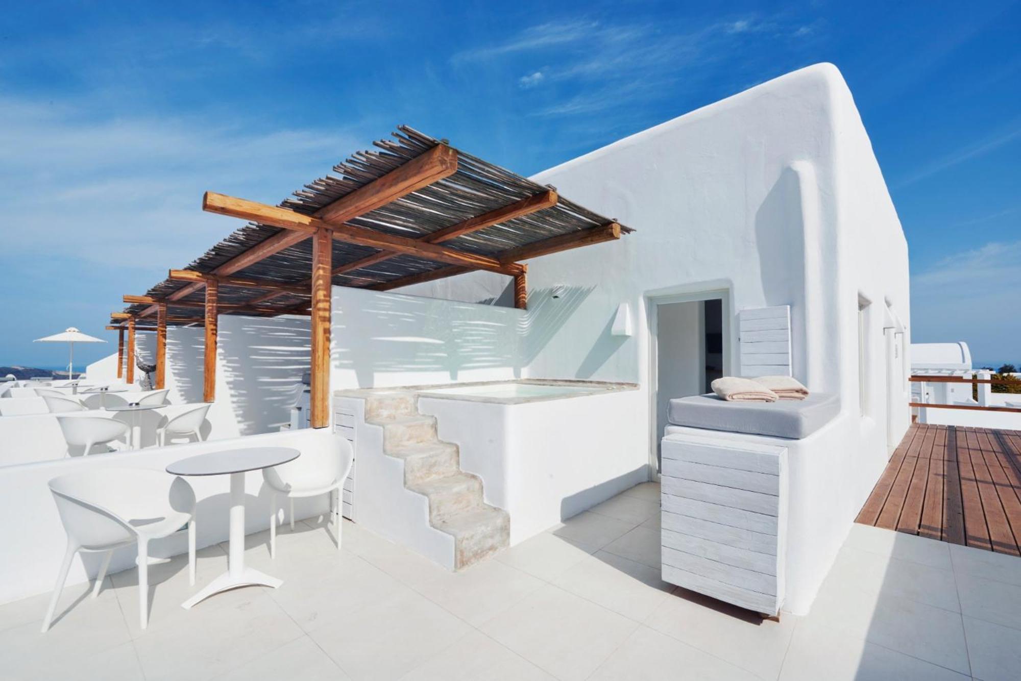 Rocabella Santorini & 4* Imerovigli (Santorini)